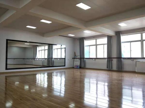 舞蹈教室.jpg